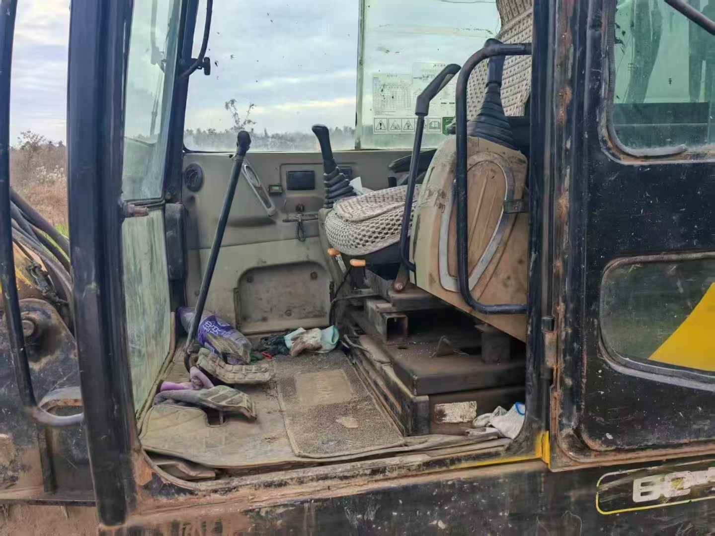 Used Hyundai R60-7 Excavator 2016 Model / 6