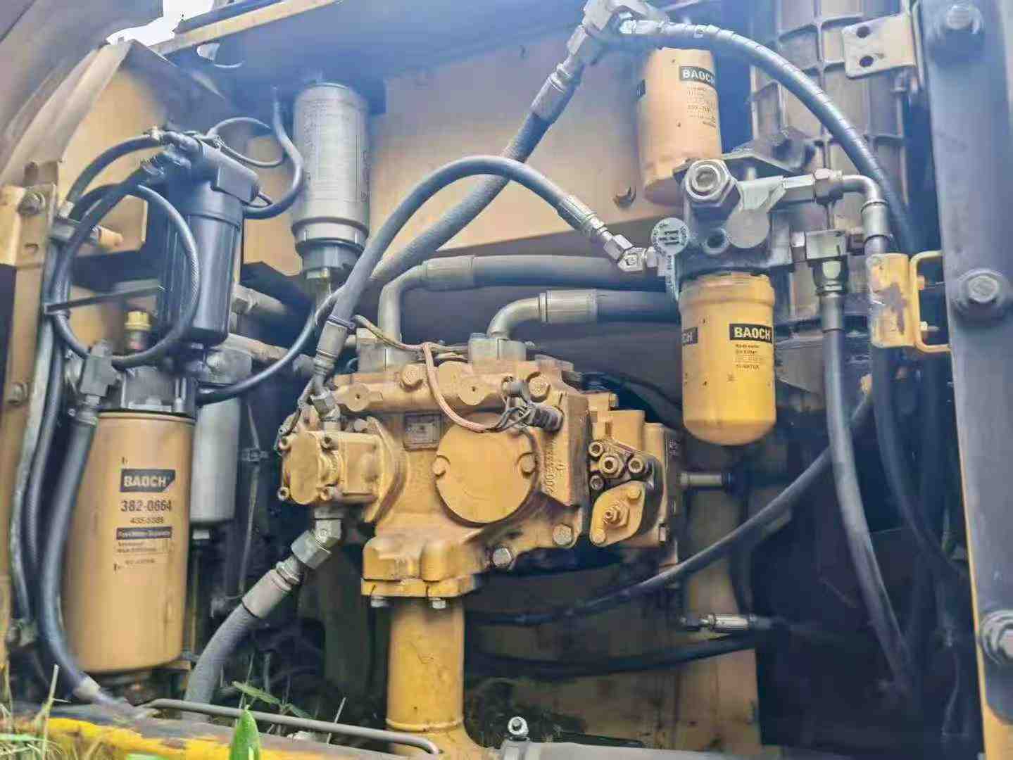 Used Caterpillar CT20 Excavator 2015 Model / 6