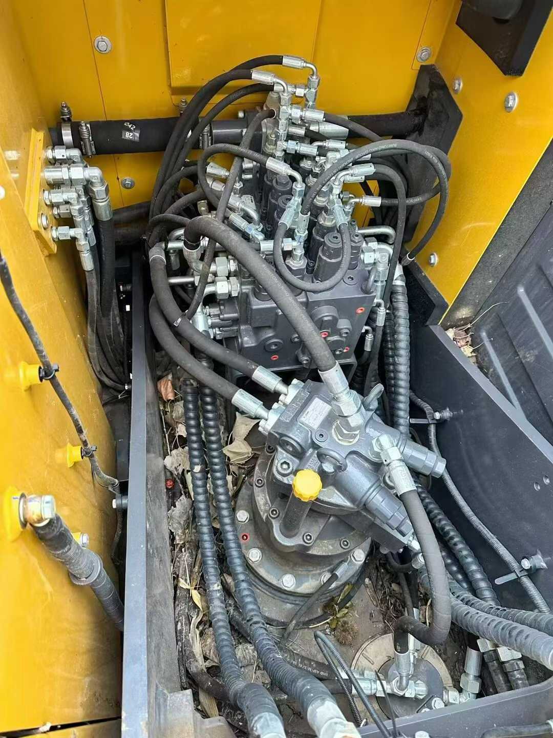 Used XCMG XE135GA Excavator 2024 Model / 6