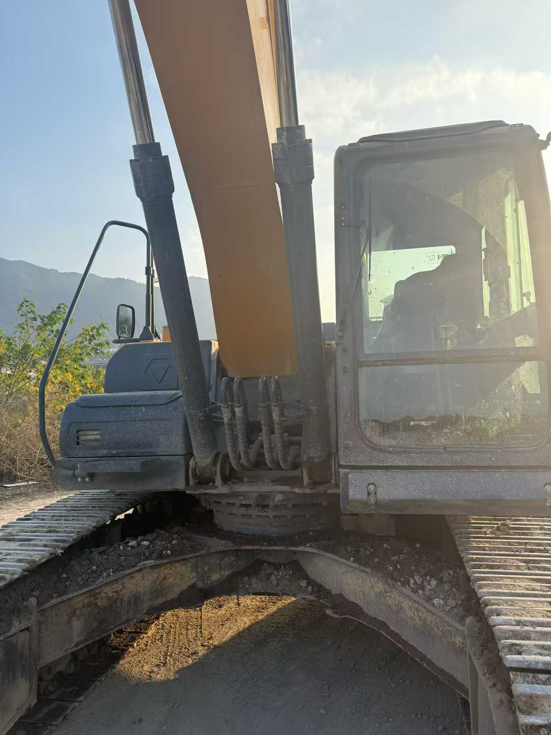 Used XCMG XE270GK Excavator 2022 Model / 7