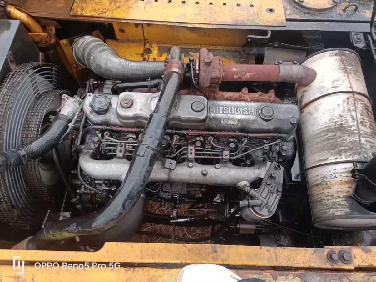 Used Sany SY215C-8S Excavator 2016 Model / 4