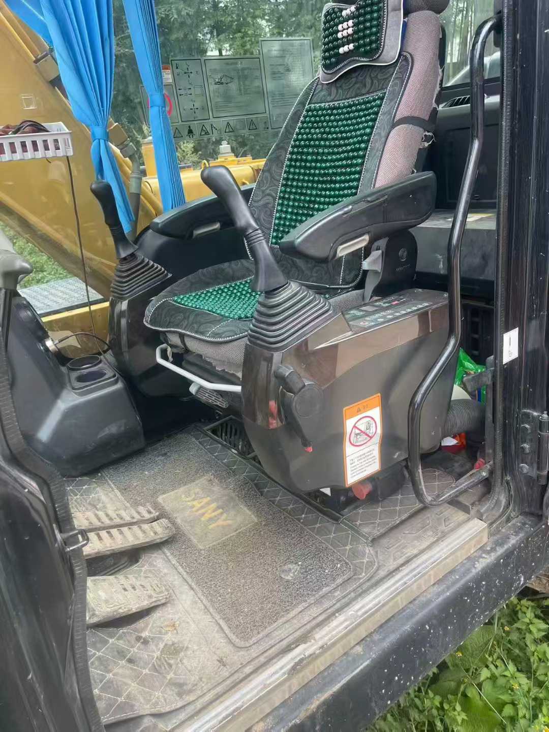 Used Sany SY135 Excavator 2020 Model / 3