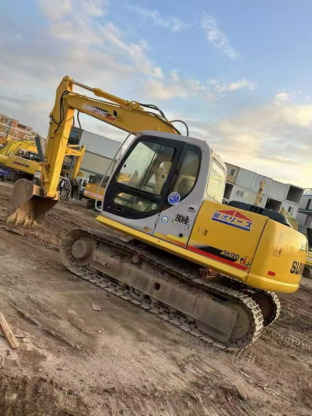 Used Sumitomo SH120 Excavator 2016 Model / 4