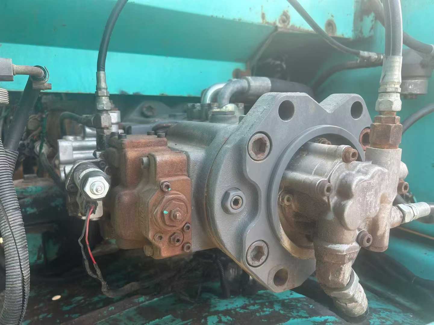 Used Kobelco SK200-10 Excavator 2016 Model / 6