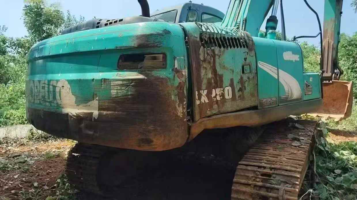 Used Kobelco SK250 Excavator 2011 Model / 5
