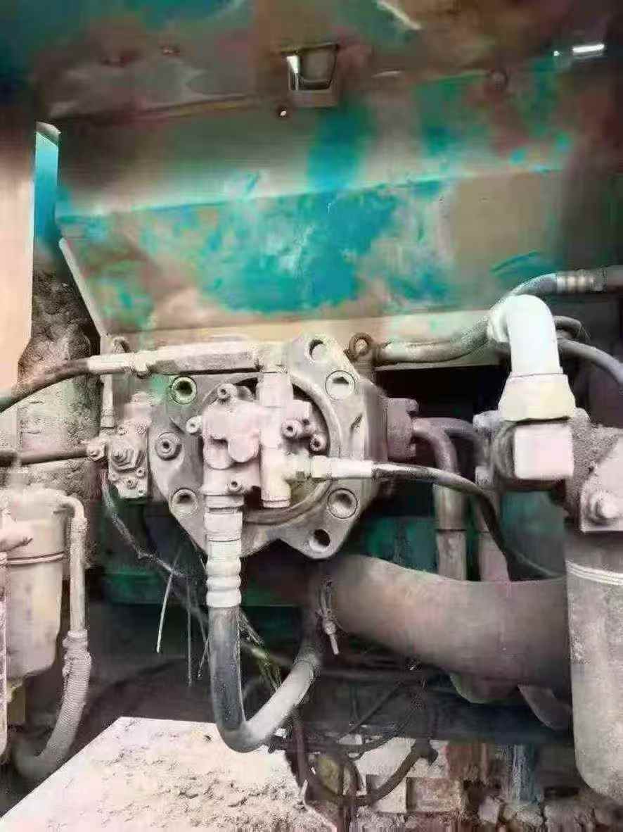 Used Kobelco SK210 Excavator 2016 Model / 8