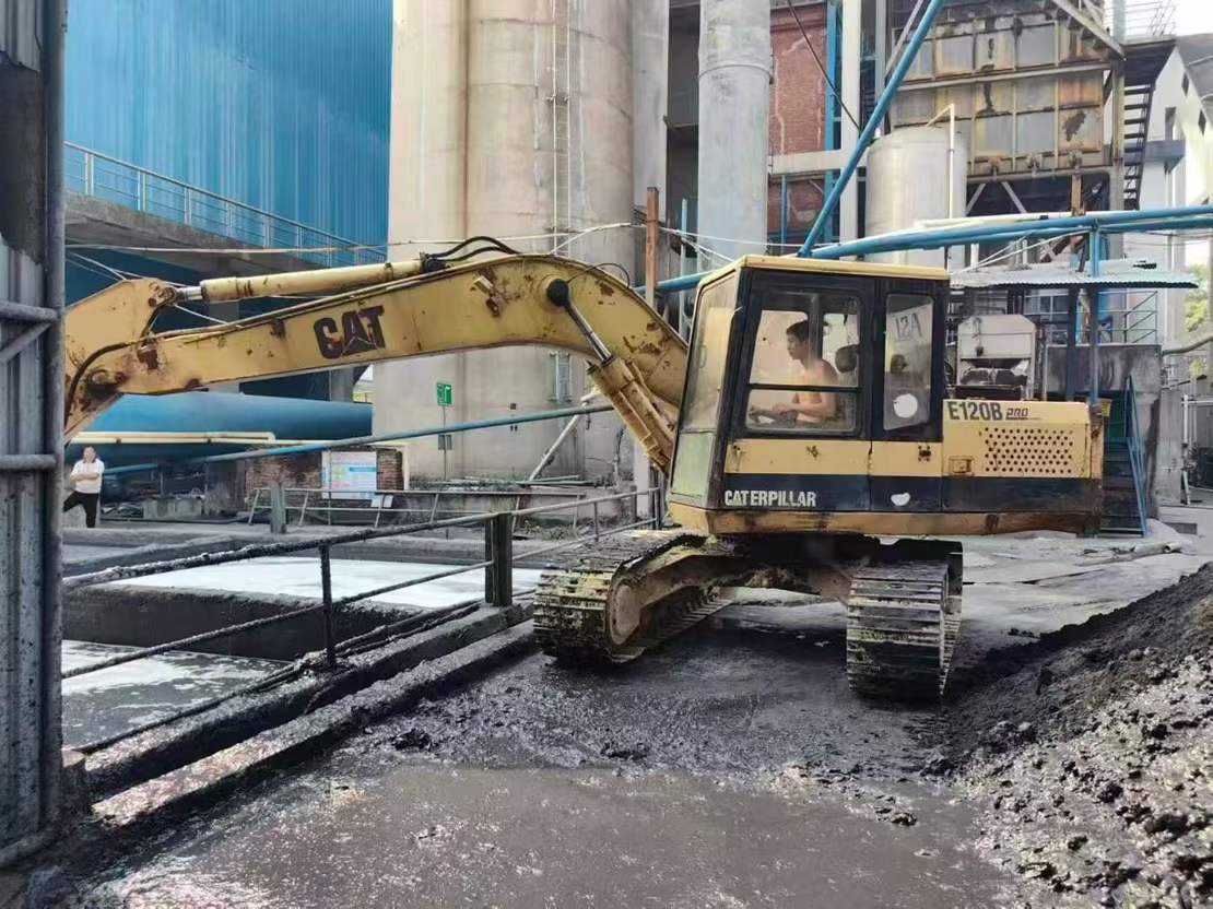 Used Caterpillar CT20 Excavator 2016 Model