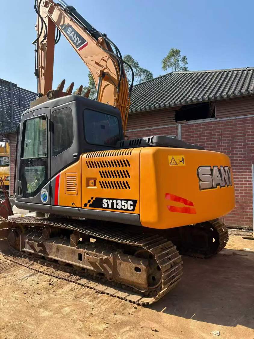 Used Sany SY135 Excavator 2016 Model