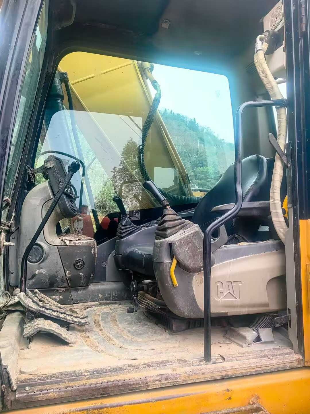 Used Caterpillar 320D Excavator 2016 Model / 4