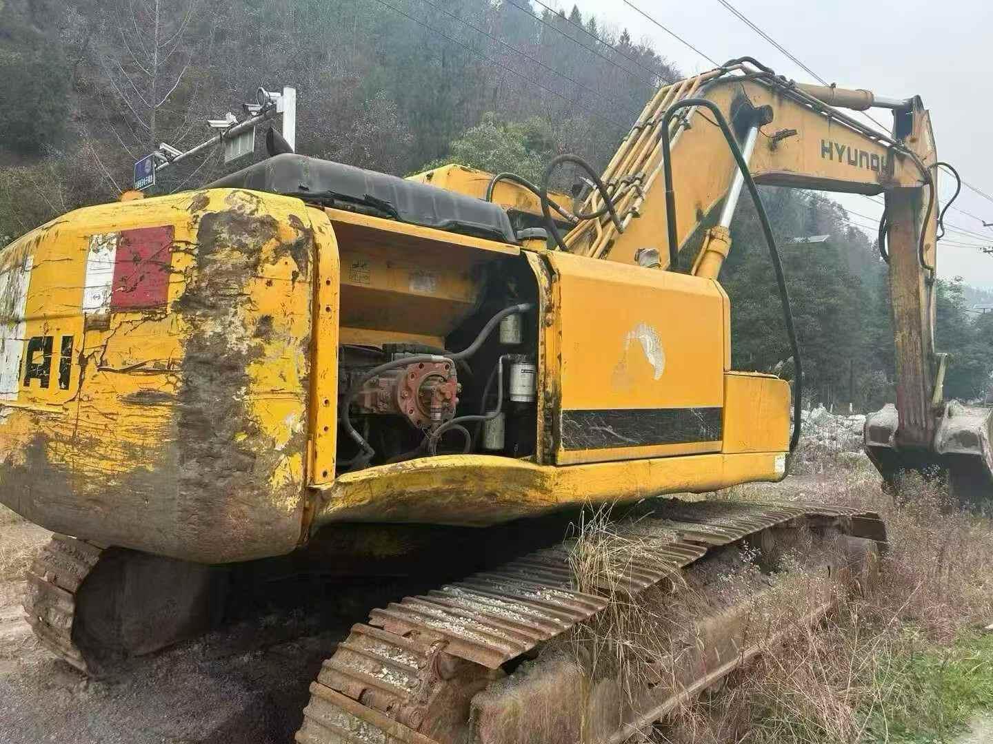 Used Hyundai R225-7 Excavator 2016 Model