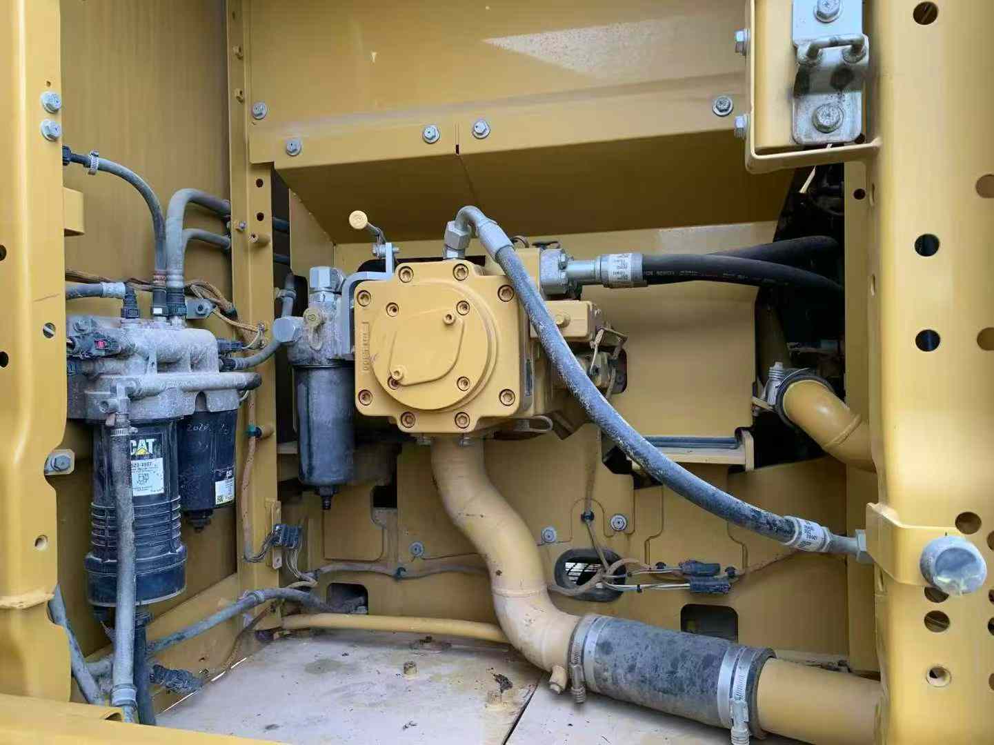 Used Caterpillar CT20 Excavator 2016 Model / 4