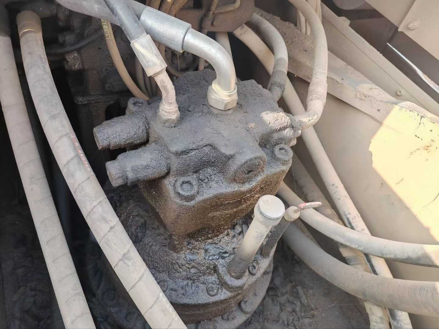 Used Hitachi ZX400LCH Excavator 2017 Model / 9