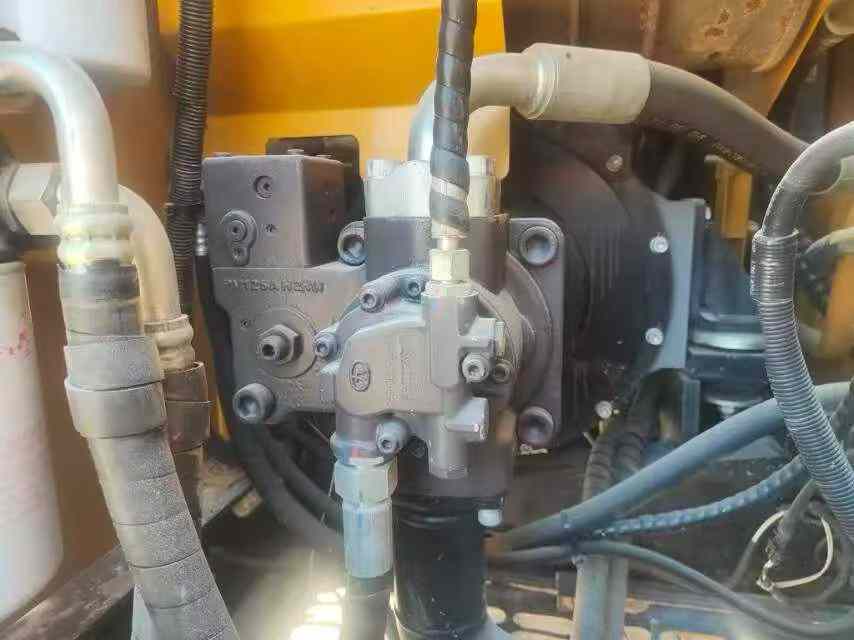 Used Sany SY125H Excavator 2018 Model / 7