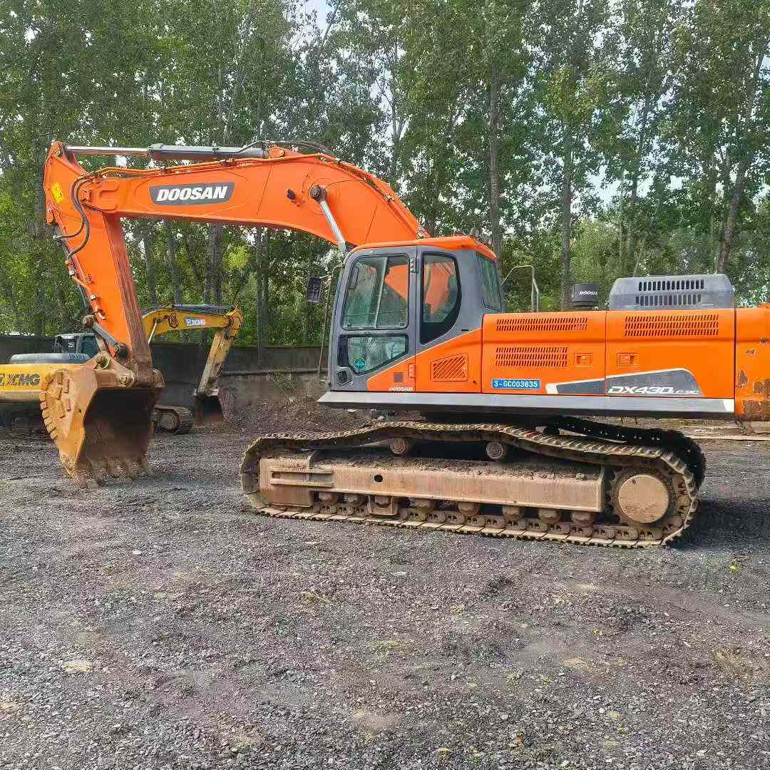 Used Doosan DX80 Excavator 2019 Model / 6