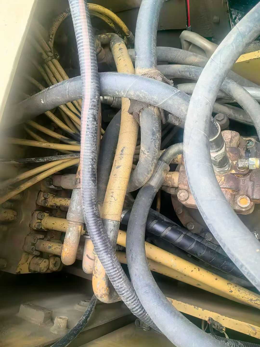 Used Caterpillar 320D Excavator 2016 Model / 5