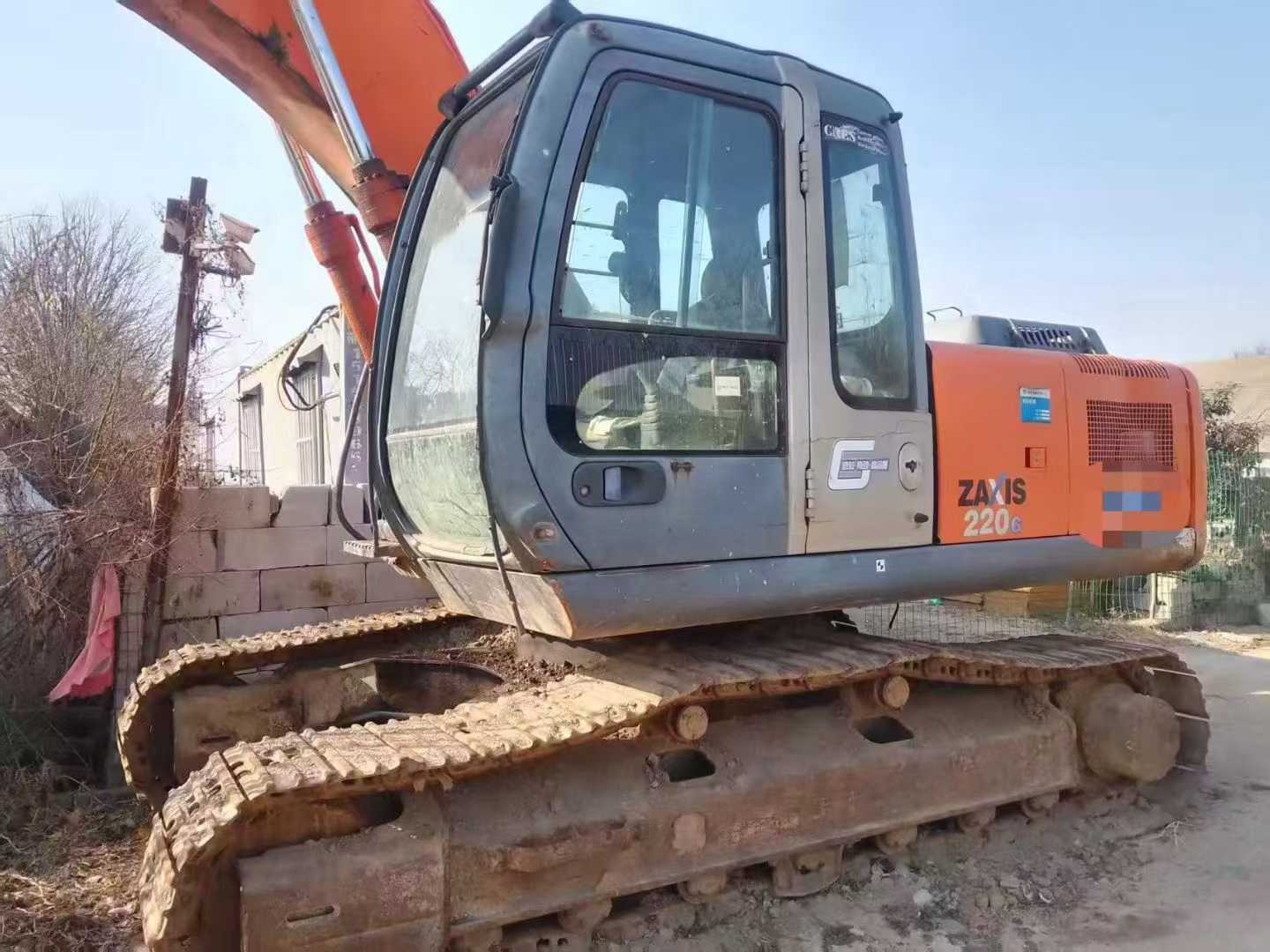 Used Hitachi ZAXIS200 Excavator 2016 Model