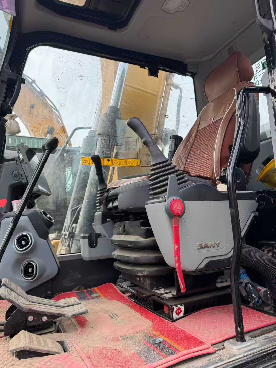 Used Sany SY135 Excavator 2023 Model / 3