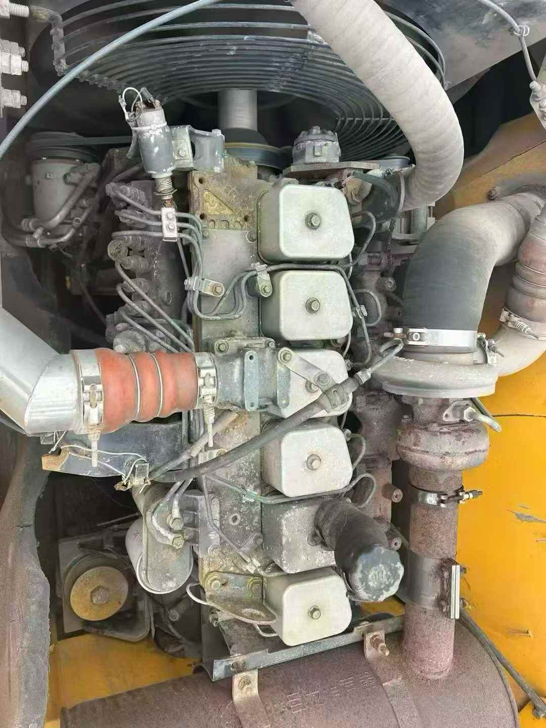 Used Hyundai R225-7 Excavator 2016 Model / 4