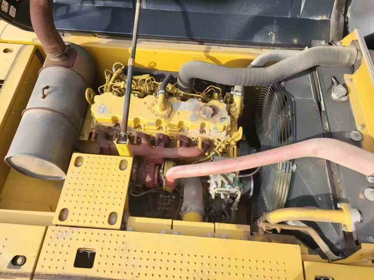 Used Caterpillar 330L Excavator 2016 Model / 5