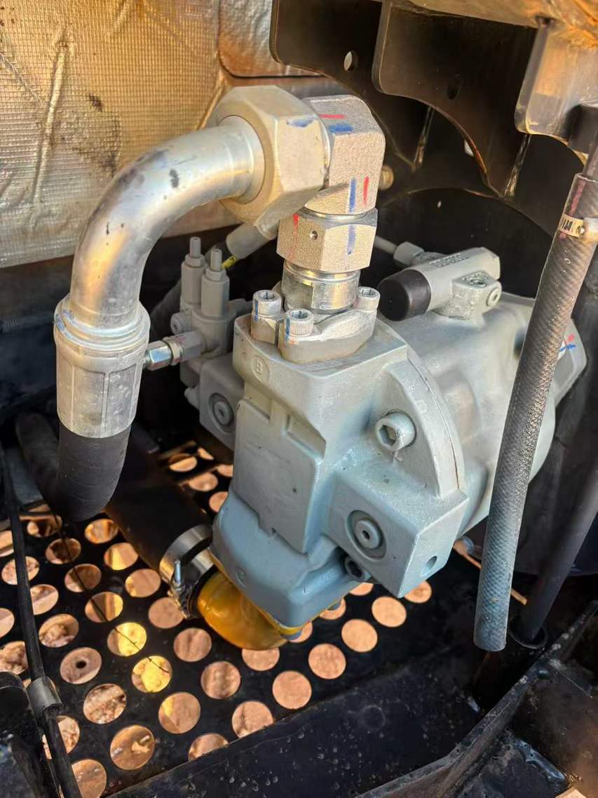 Used Sany SY60 Excavator 2018 Model / 8