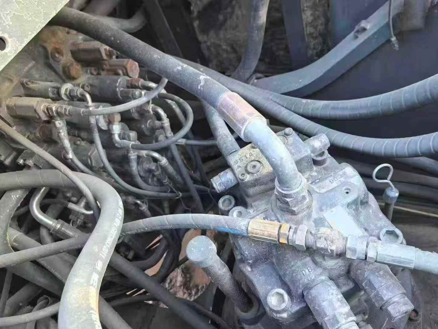 Used Sumitomo SH240-5 Excavator 2016 Model / 8