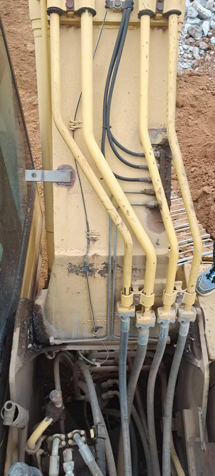 Used Komatsu PC200-8 Excavator 2010 Model / 5