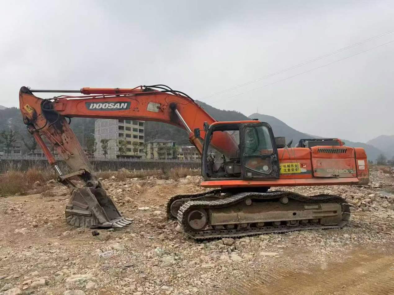 Used Doosan DX380 Excavator 2014 Model / 2