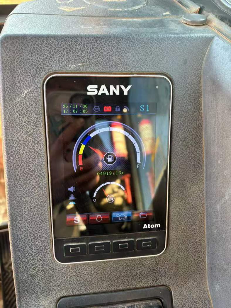 Used Sany SY60 Excavator 2018 Model / 3