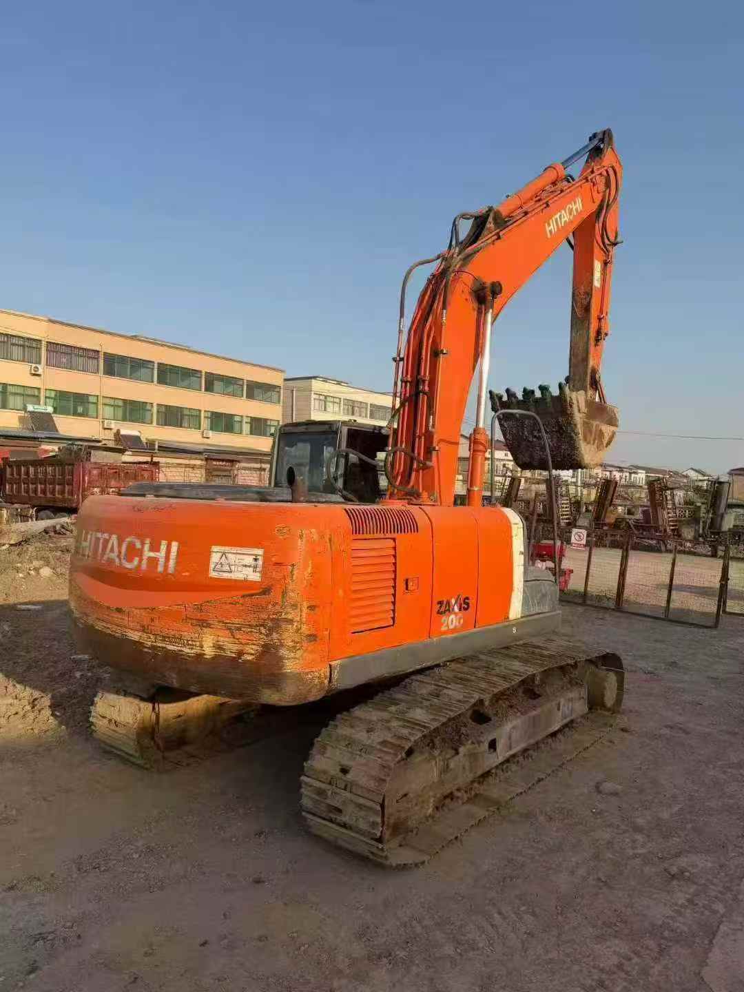Used Hitachi ZAXIS200 Excavator 2011 Model / 2