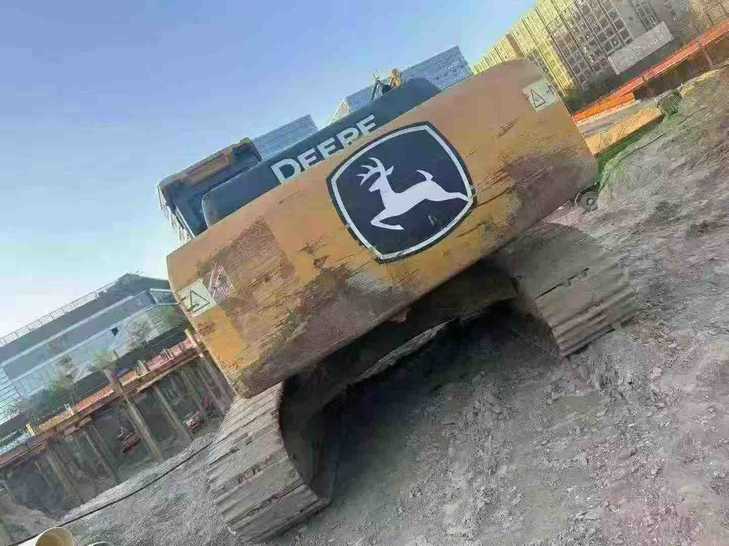 Buy JohnDeere E240 Used Excavator / 1