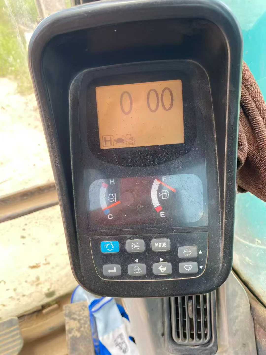 Used Kobelco SK200 Excavator 2016 Model / 5