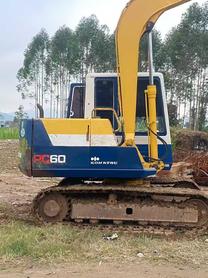 Buy Komatsu PC60-6 Used Excavator / 6 Used Komatsu PC60-6 Excavator 2016 Model / 6