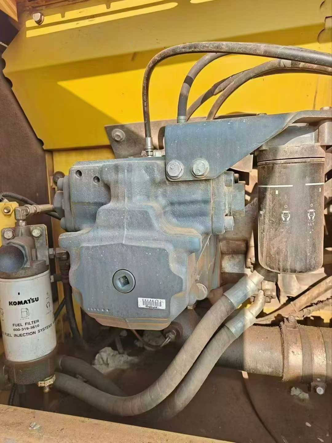 Used Komatsu PC200 Excavator 2019 Model / 4