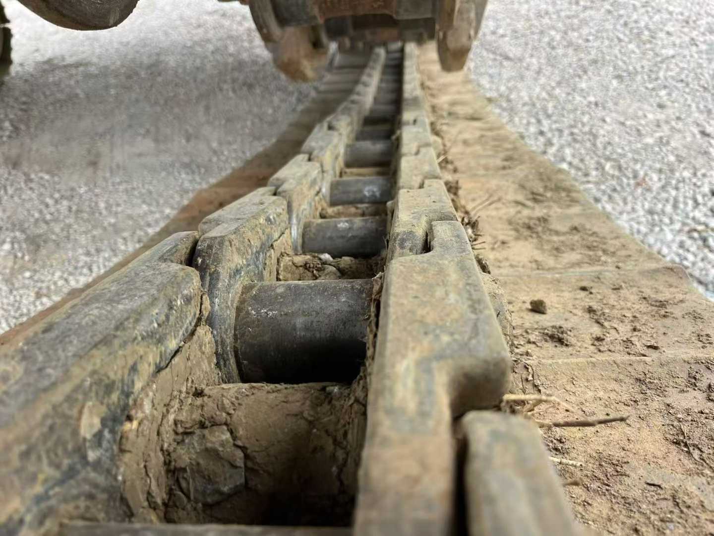 Used Kobelco SK210 Excavator 2016 Model / 9