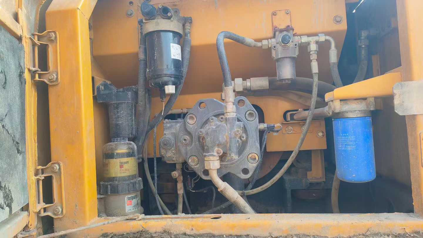 Used XCMG LW200 Excavator 2020 Model / 5