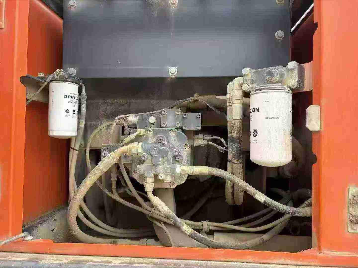 Used Doosan DX15 Excavator 2018 Model / 6