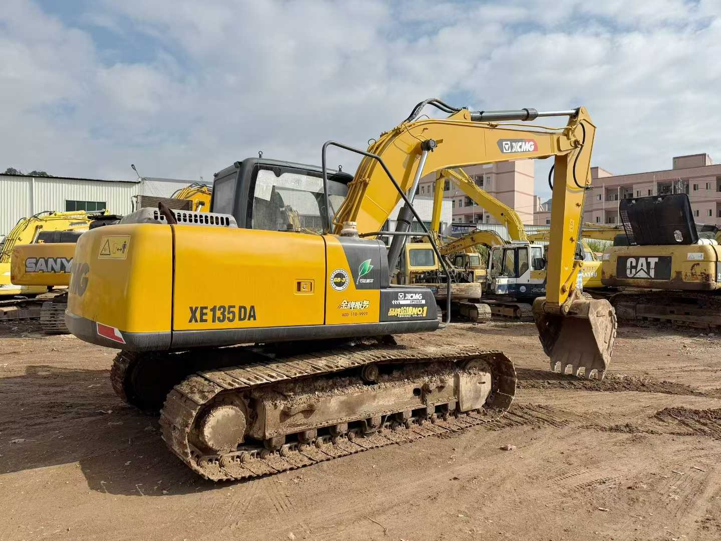Used XCMG XE135GA Excavator 2016 Model / 3