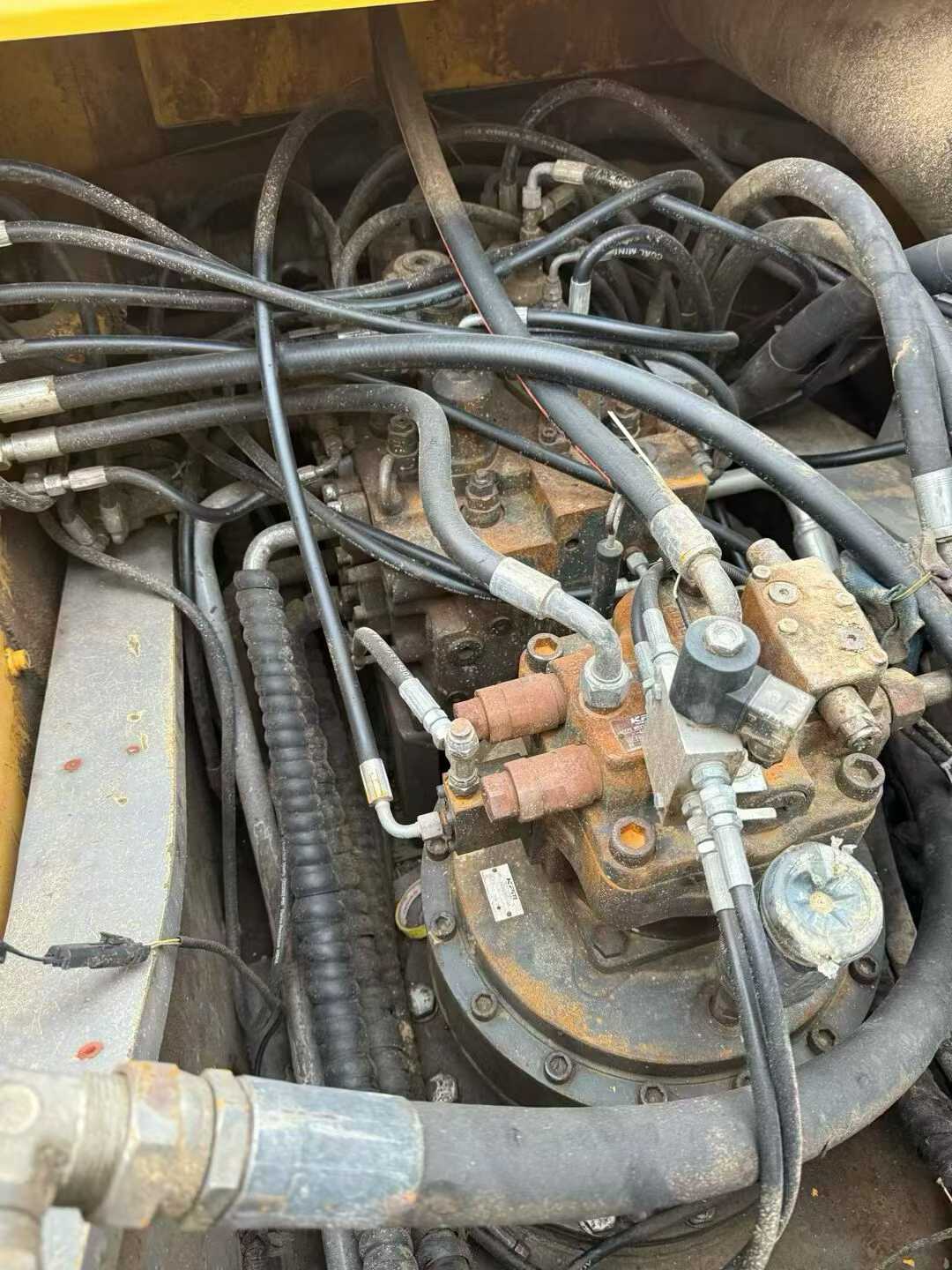 Used XCMG XE370 Excavator 2016 Model / 6