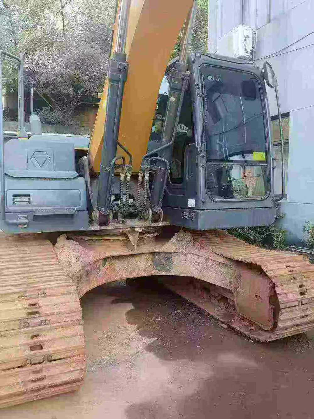 Used XCMG XE40 Excavator 2022 Model / 3