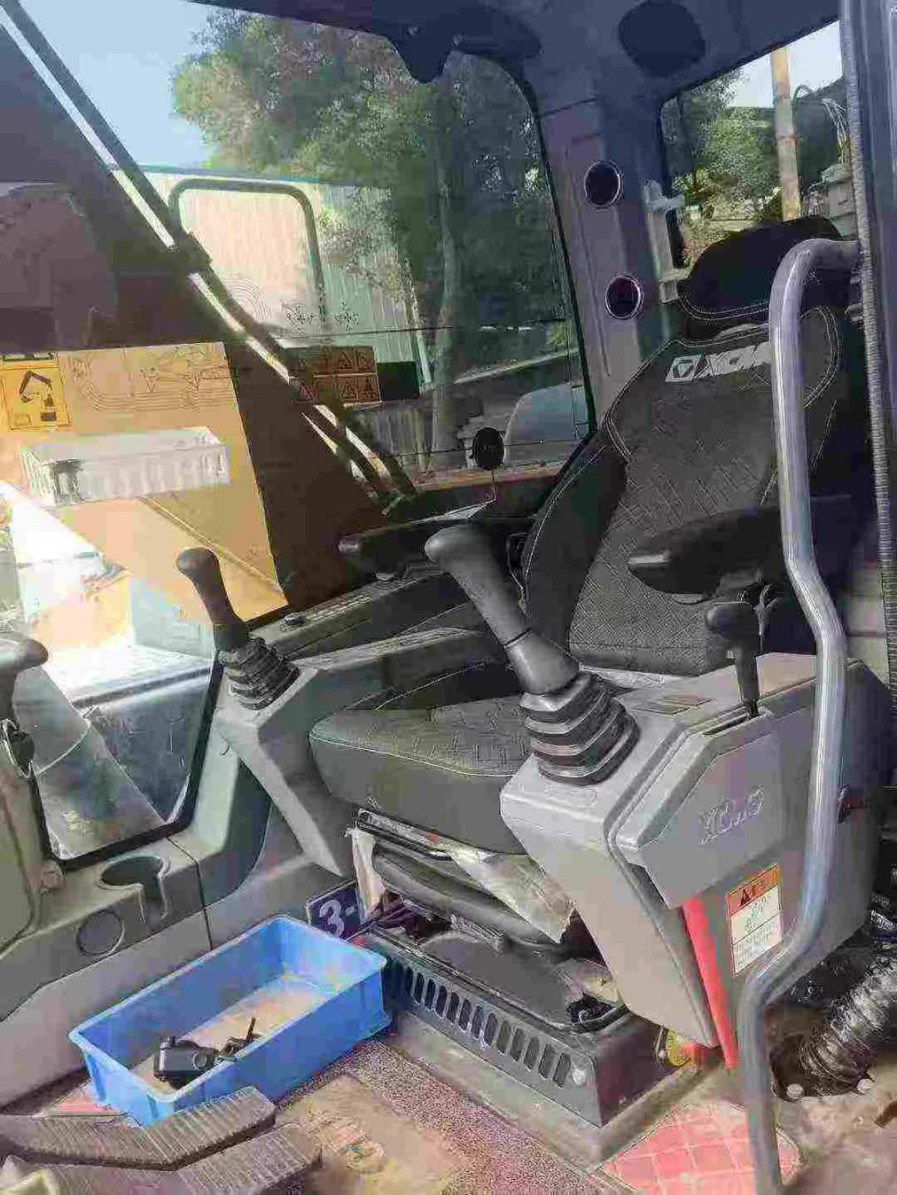 Used XCMG XE40 Excavator 2022 Model / 8