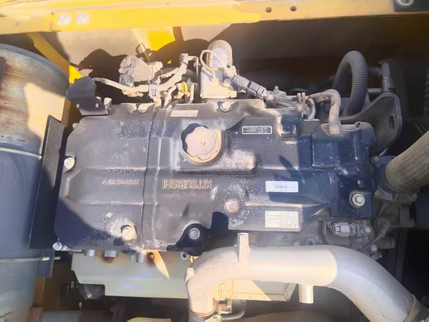 Used Sany SY200H Excavator 2020 Model / 5