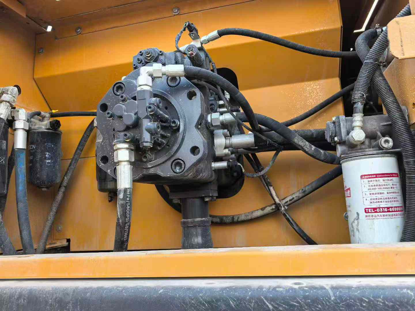 Used XCMG XE370 Excavator 2021 Model / 3