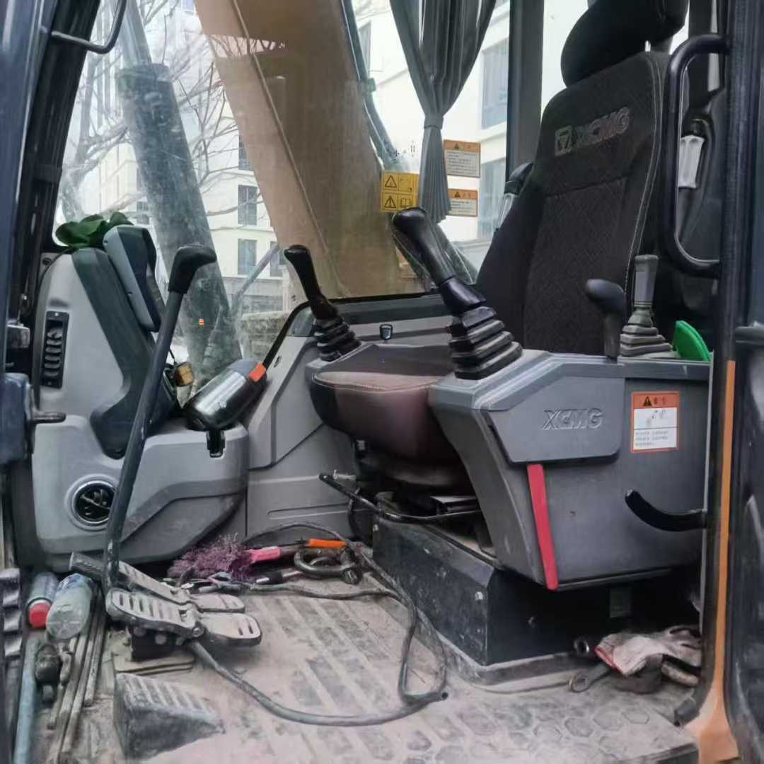 Used XCMG XE75DA Excavator 2022 Model / 5