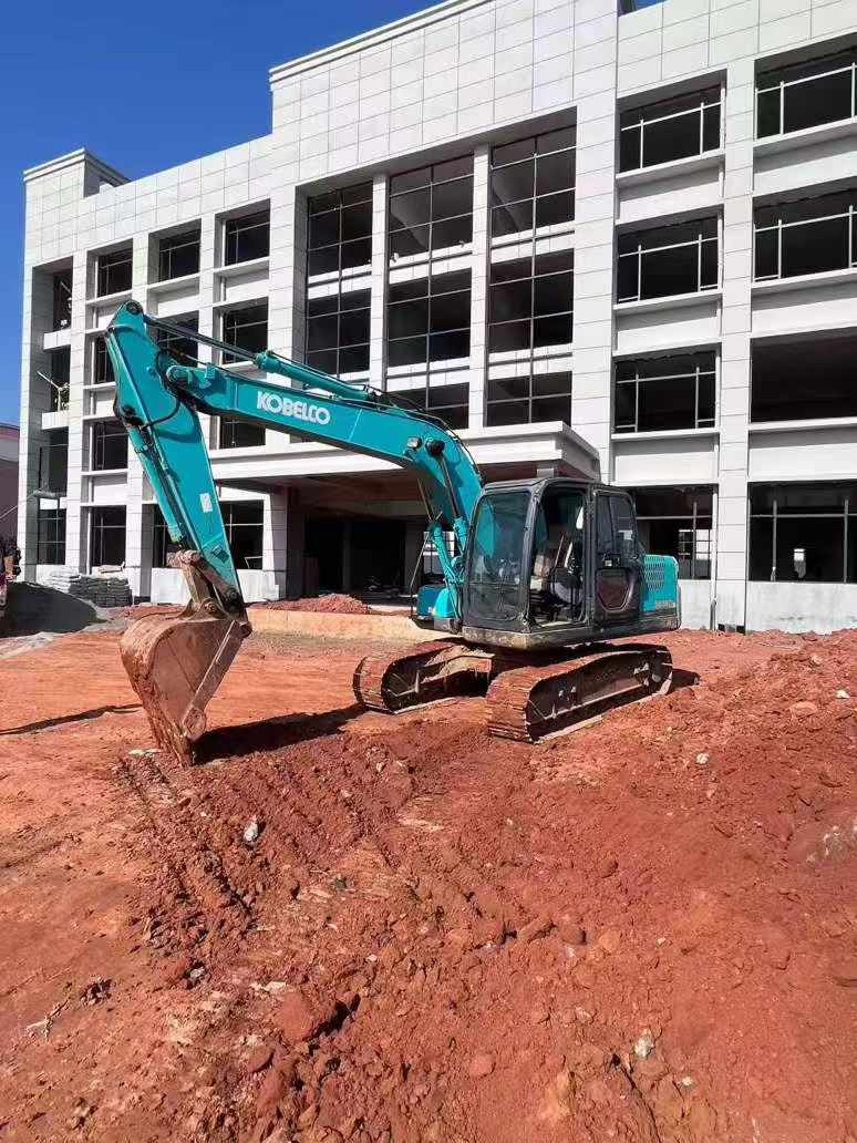 Used Kobelco SK140 Excavator 2018 Model / 7