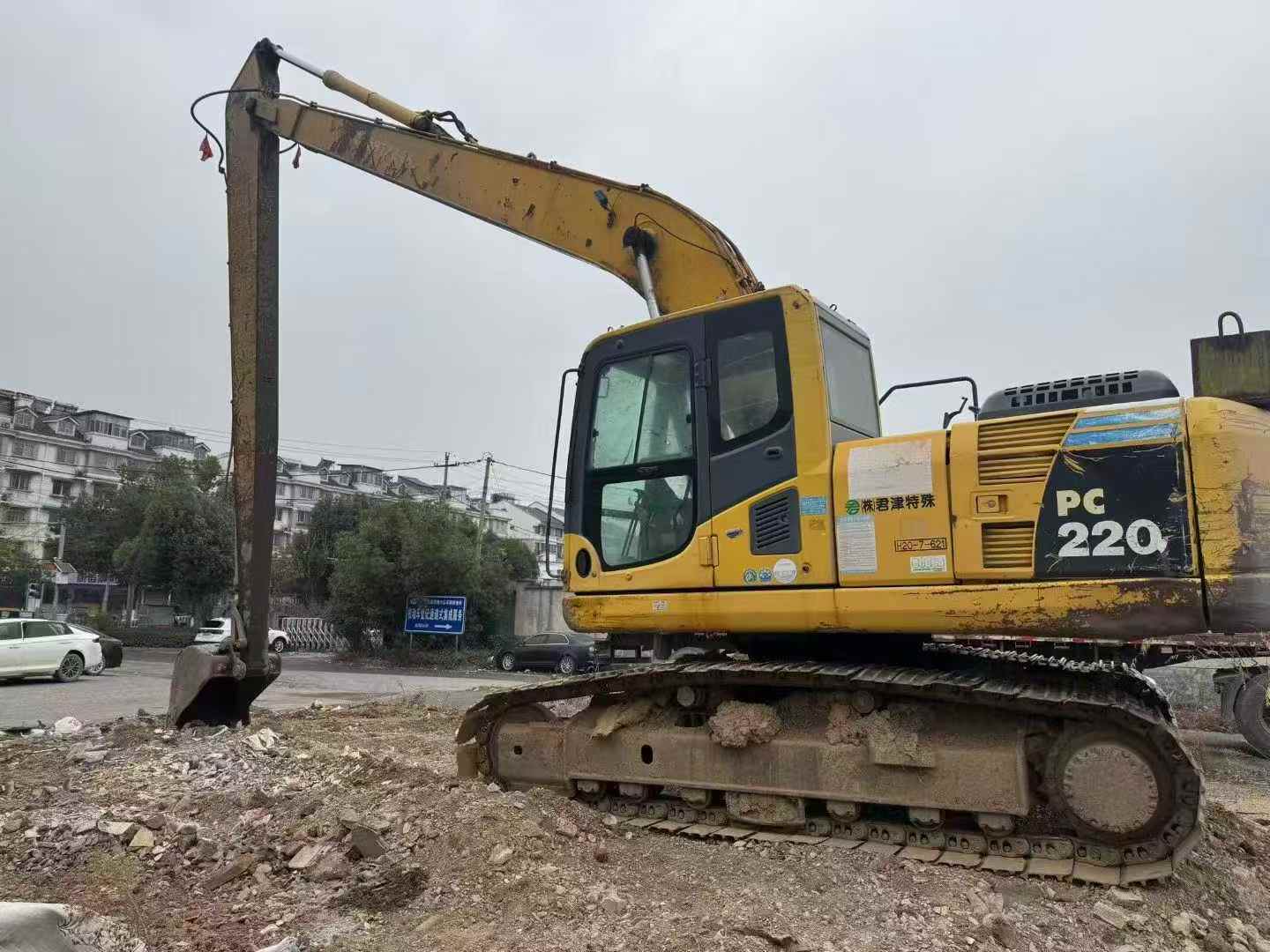 Used Komatsu PC200-8 Excavator 2016 Model / 3