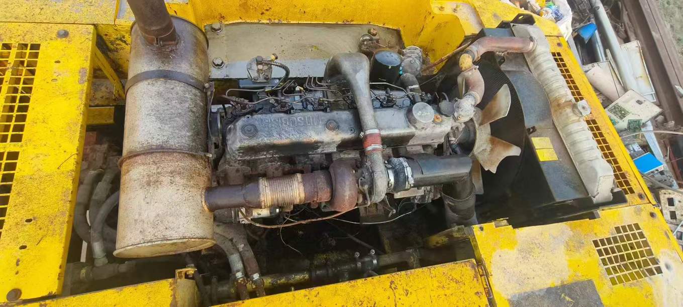 Used Kobelco SK220 Excavator 2016 Model / 2