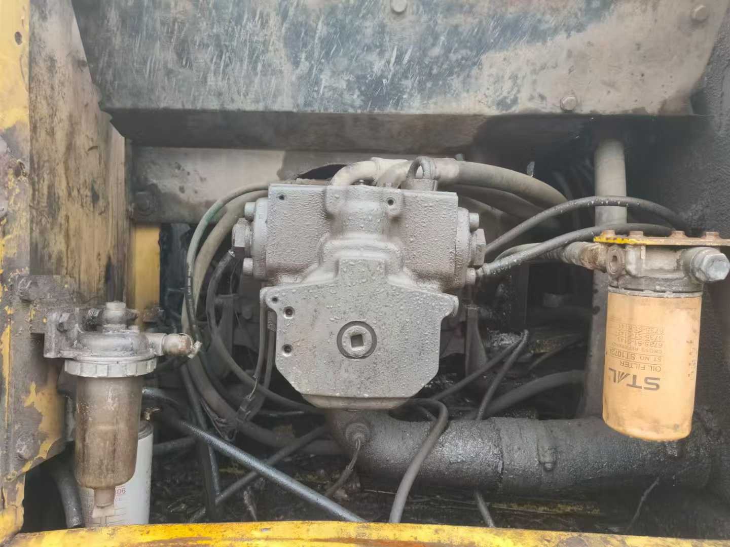 Used Komatsu PW200-7 Excavator 2016 Model / 5