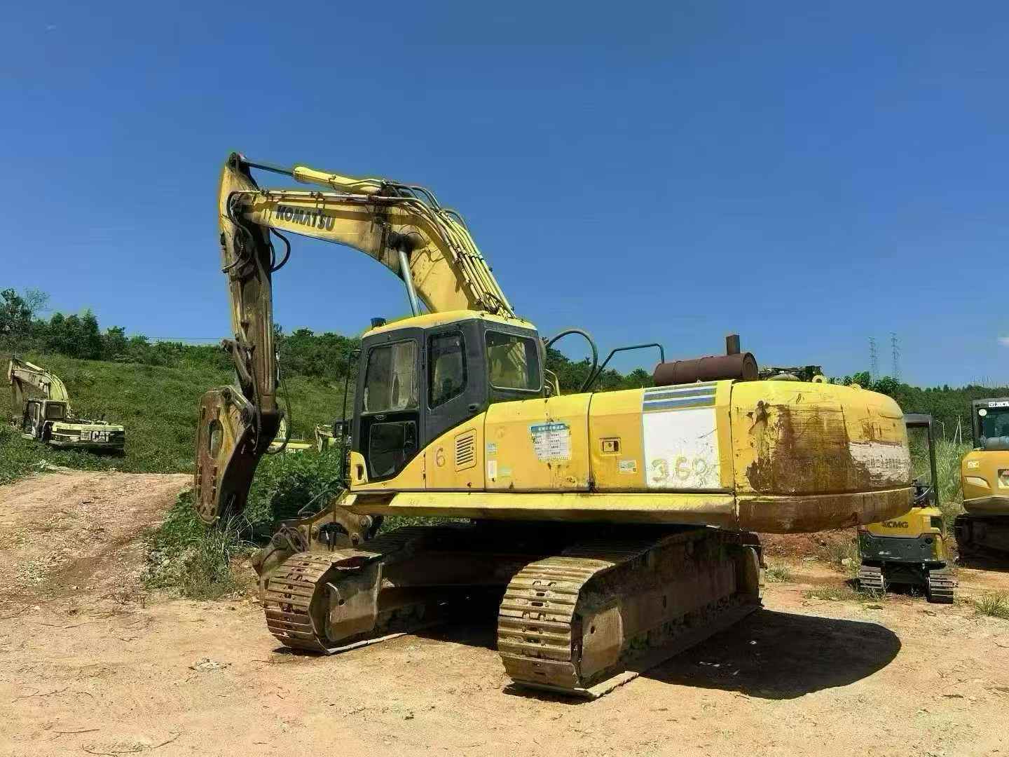 Used Komatsu PC60-7 Excavator 2012 Model / 3