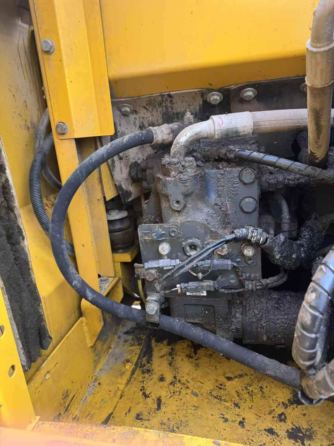 Used Komatsu PC110-7 Excavator 2013 Model / 3