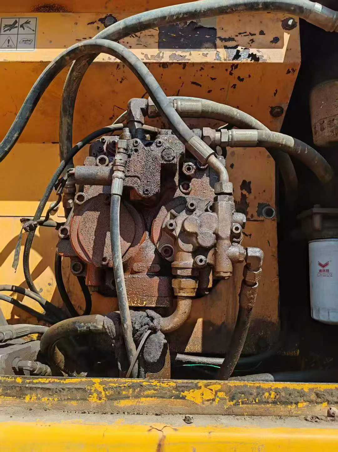 Used Hyundai R210WVS Excavator 2016 Model / 5